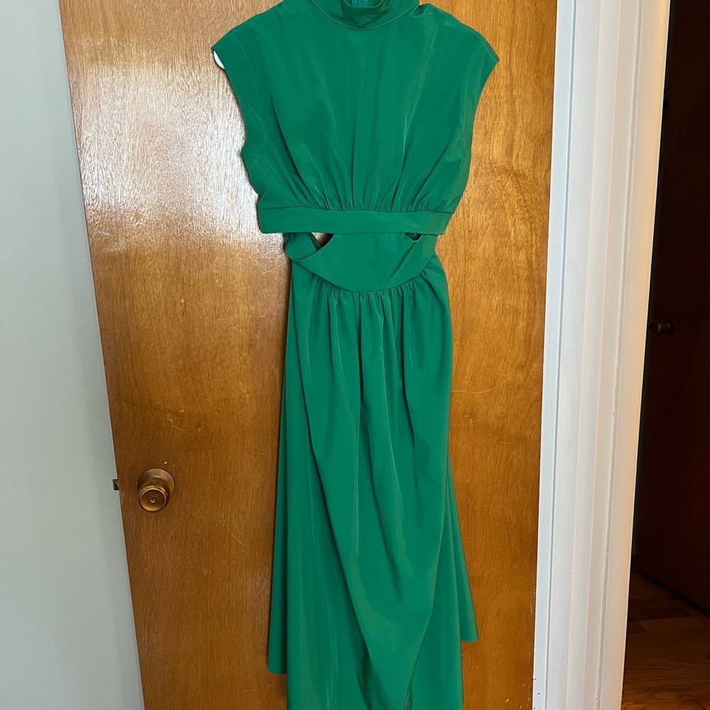 Elegant Green Cutout Maxi Dress - Sleeveless High Neck